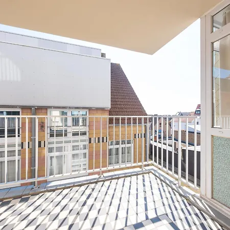 Pleasant With Sunny Terrace *